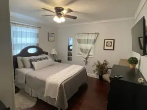 Charming 3-bedroom house with AC and WiFi in peaceful Rockingham