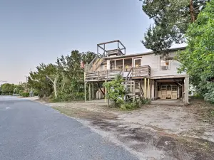 Pawleys Island House, - Steps to Beach and Creek!