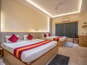 The Grand Chandra Hotel