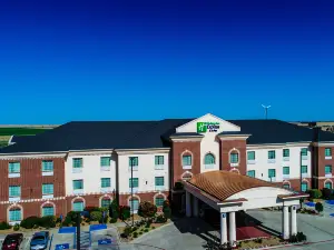 Holiday Inn Express & Suites PAMPA by IHG