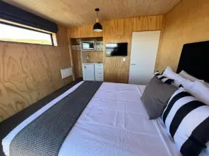 Wayfarers Lodge