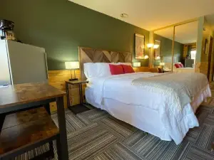 Relax, Adventure, Views, Amenities+Memories (Full)