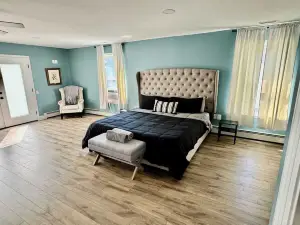 Solomons Island 6BR Family Getaway