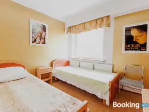 Pensione Antonio - Klimatyzowane Pokoje, Centrum Słupska, Spokojny Hotel