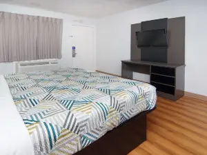 Motel 6 Red Oak, TX - Dallas