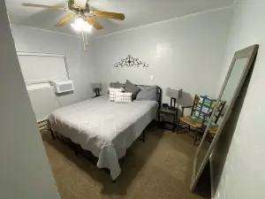 Mountain Biker's Heaven, Quiet 2-Bedroom, 1 Bath Near Trails and National Parks