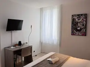 Brit Hotel Confort Nevers Centre Gare
