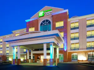 Holiday Inn Express & Suites WOODBRIDGE by IHG