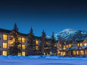 Coast Canmore Hotel & Conference Centre