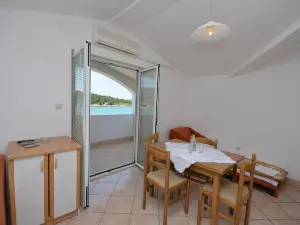 Apartments Zlatko