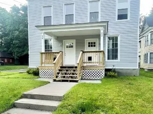 Completely Renovated Baseball Townhouse