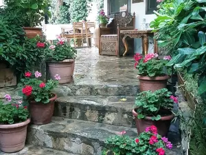 Nilya Hotel