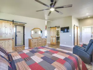 Yak Ranch w/ Mountain Views, Near Wellington!