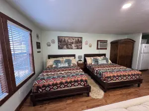 Cozy Waterfront Studio in Longtown