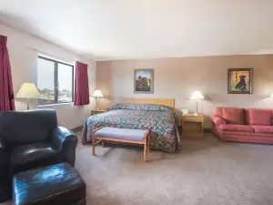 Super 8 by Wyndham Abilene KS