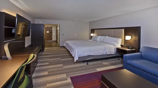 Holiday Inn Express & Suites ​GREEN RIVER​