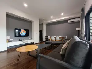 Townhouse in Sematan (Upper Unit)