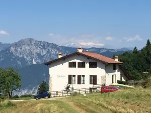 麥哥贊加酒店