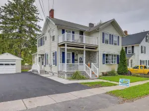 Pet-Friendly Auburn Apartment w/ Balcony!