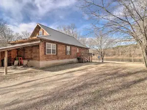 ซีคลูดิด ไวท์ ริเวอร์ เฮเวน! 4 ไมล์ ทู เดวิลส์ น็อบ