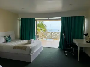 Point Bay Resort