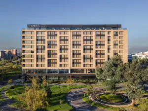 Fairfield by Marriott Bogota Embajada