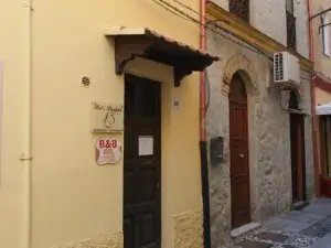 B&B 13