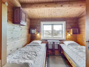 "Anton" - 1.5km from the Sea