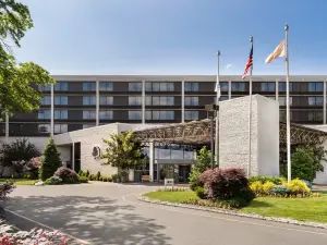 DoubleTree by Hilton Somerset Hotel and Conference Center