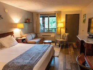 Townsend River Breeze Inn