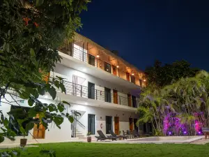 Hotel Makech