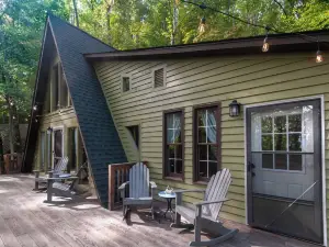 火爐+山景A型小屋，位於費爾維尤的蜂巢隱居處 - Avantstay