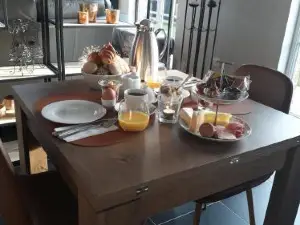 B&B Valant