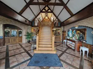 The Lanterns Hotel