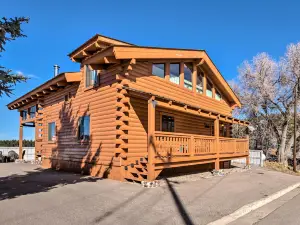 Pet-Friendly Cloudcroft Cabin Walk to Shop, Food