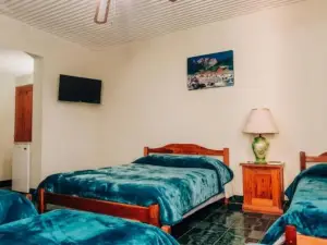 Hotel TIA