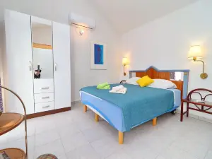 Marconi Charming Apartments