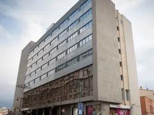Hotel Reconquista