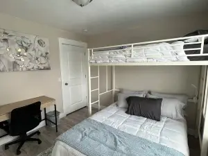 Modern Clean 2Bed 2Bath Condo. Next to Payson Temple, I15, Walmart, and more!