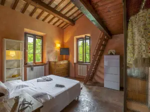 Marche Villa Close Culture