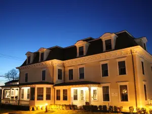 Guest House at Norwalk Inn