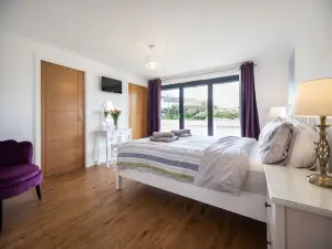 3 Bed dog friendly beach retreat in Westward Ho!