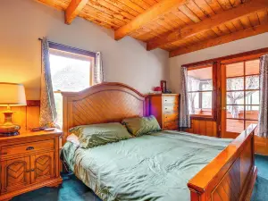 Bisbee Vacation Rental w/ Mountain Views & Sunroom