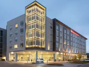 Hilton Garden Inn Omaha Aksarben Village