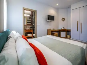Bat Galim Boutique Hotel