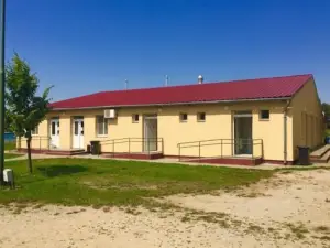 Akacliget Gyogy-es Strandfurdo