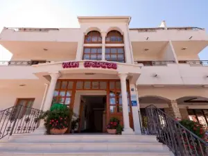 Hotel Meduza