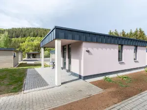 Ruhige Bungalows am Kronenburger See Mit Eigener Terrasse