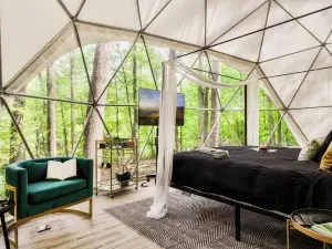 Cozy Glamping Dome PERFECT for couples near Brimstone and Big South Fork