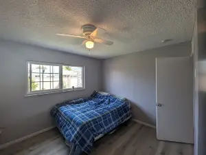 Spacious 4-bedroom house in superb Cypress with AC, WiFi